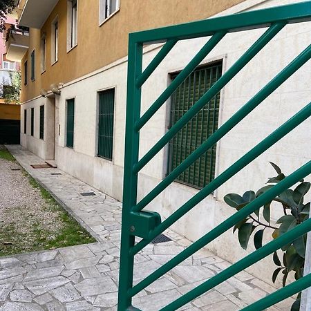 Superior Apt Next Colosseo A/C Wo Fi 3 Bedrooms Rome Exterior photo