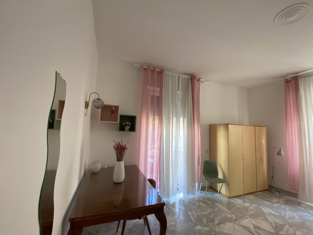 Superior Apt Next Colosseo A/C Wo Fi 3 Bedrooms Rome Exterior photo